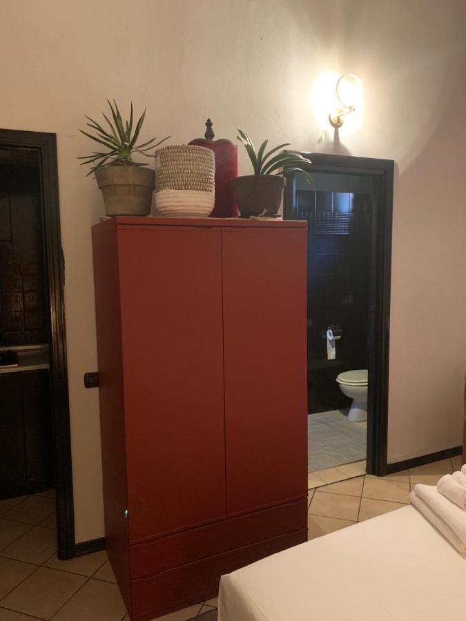 Mood-Garibaldi Appartement Pavia Buitenkant foto